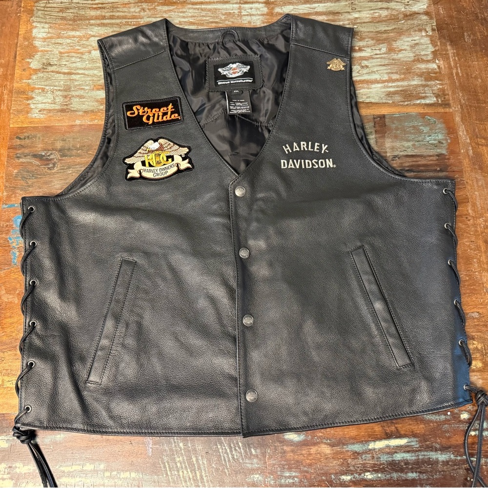 Harley-Davidson Black Leather Vest with Patches